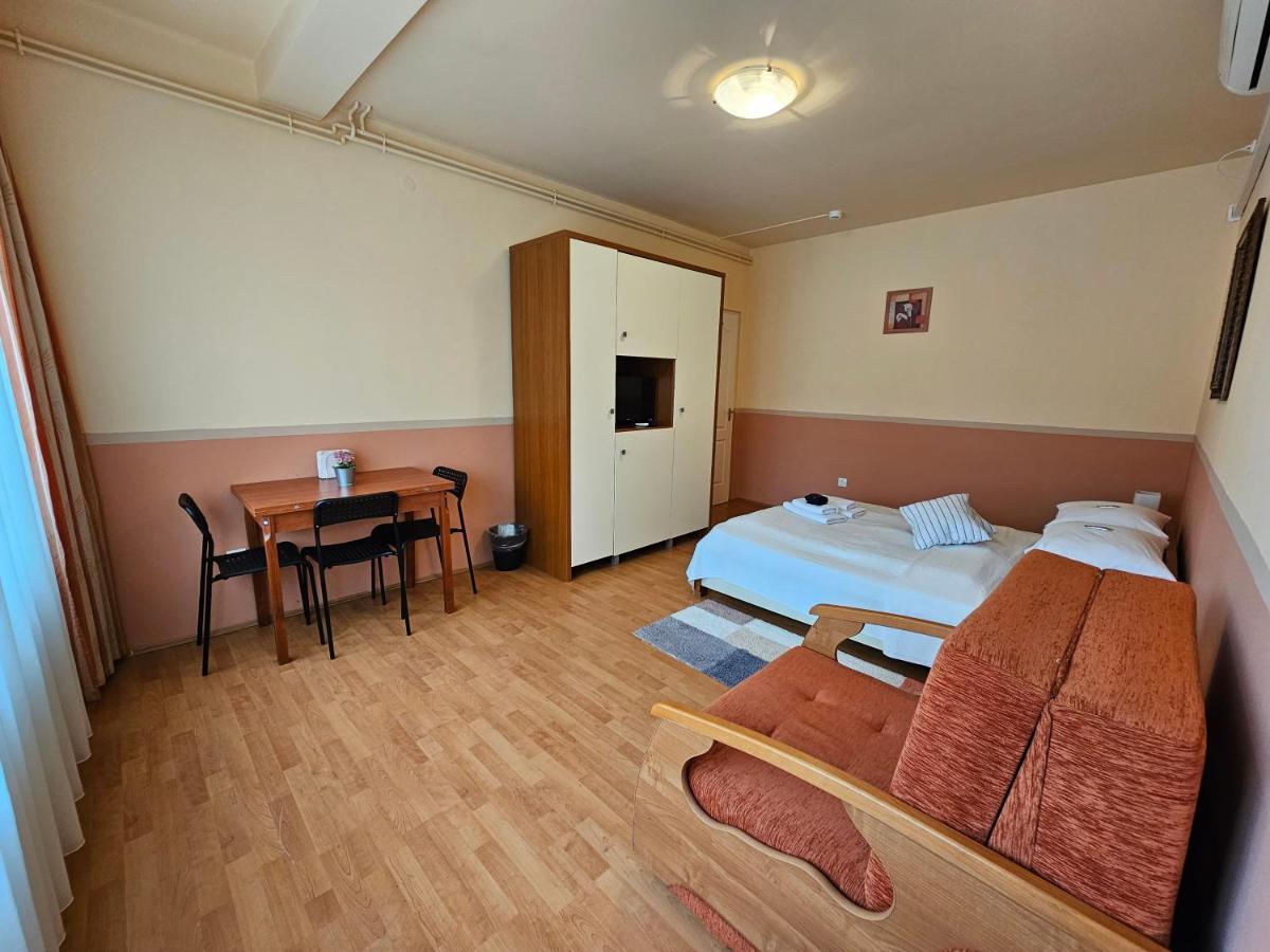 Abigél 2 Vendégház Miskolc Exterior foto